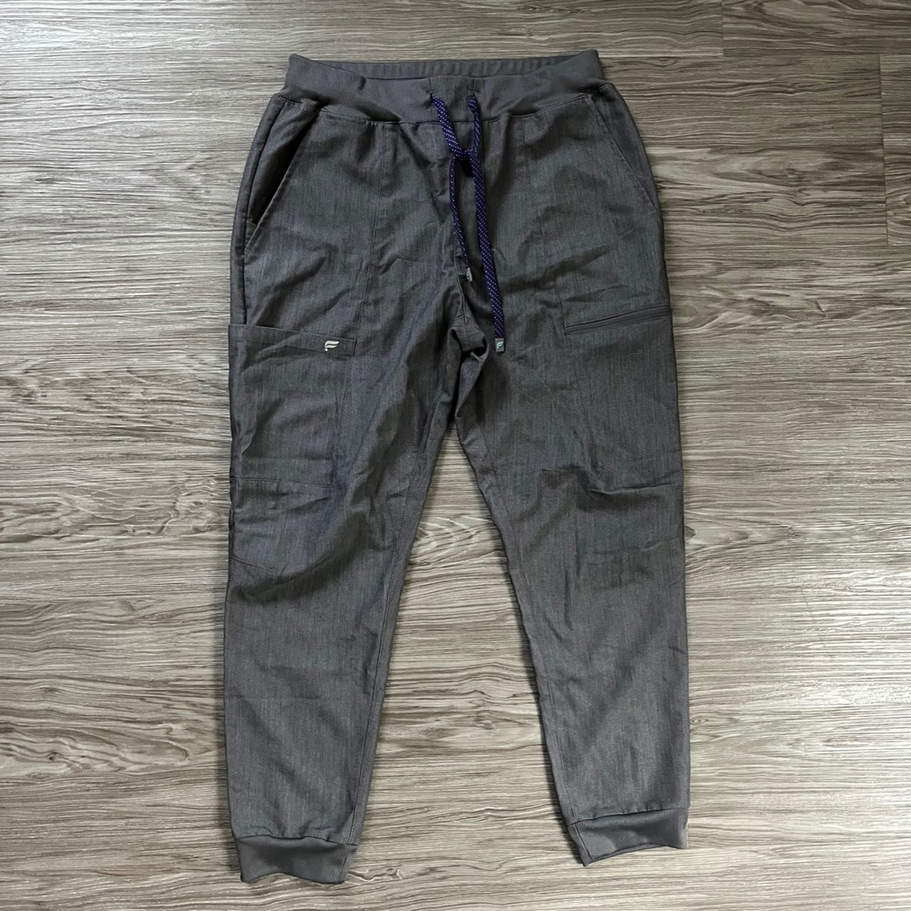 Fabletics Mens Grey Heathered Jogger Pants Size M-S GJ2253977-5729-11140